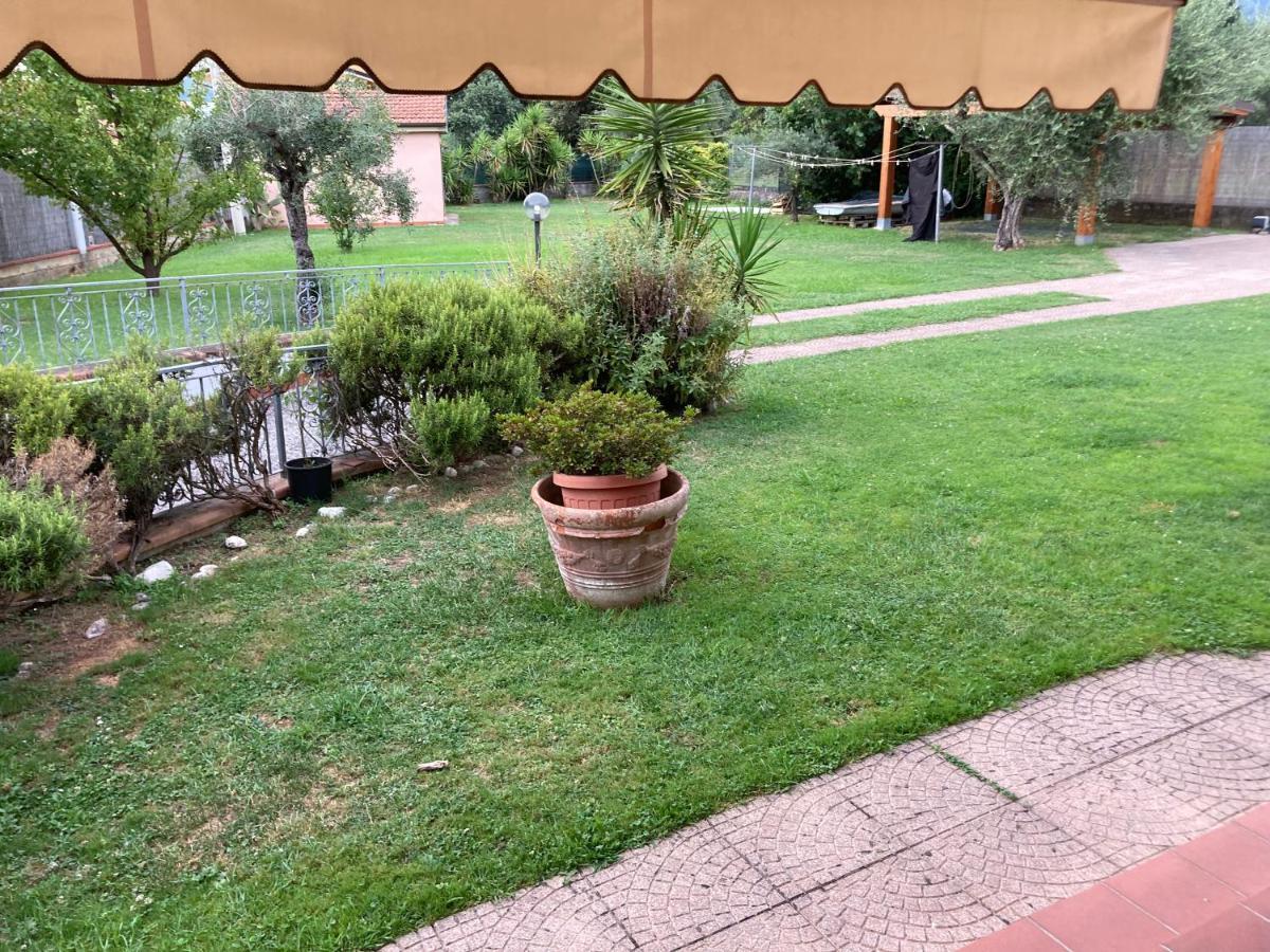 Villa Cantarelli Massa  Esterno foto